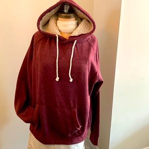 2 for $15 bundle Blue notes unisex burgundy hoodie like new.  Fleece lined hood